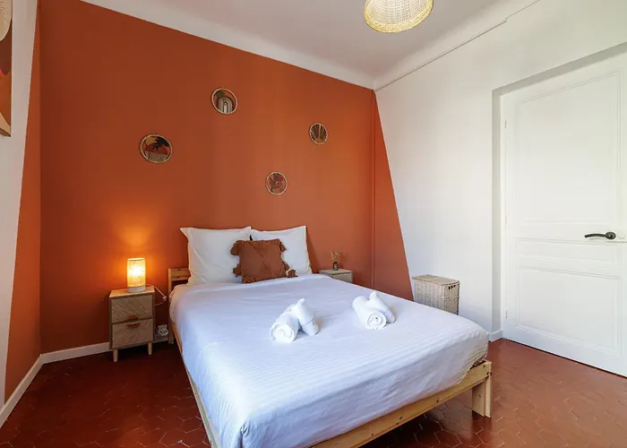 Fossan - 3p Avec Terrasse - Centre Et Proche * 芒通